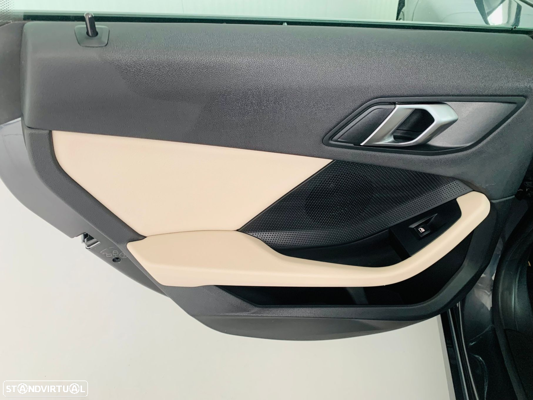 BMW 216 Gran Coupé d Aut. Luxury Line - 33