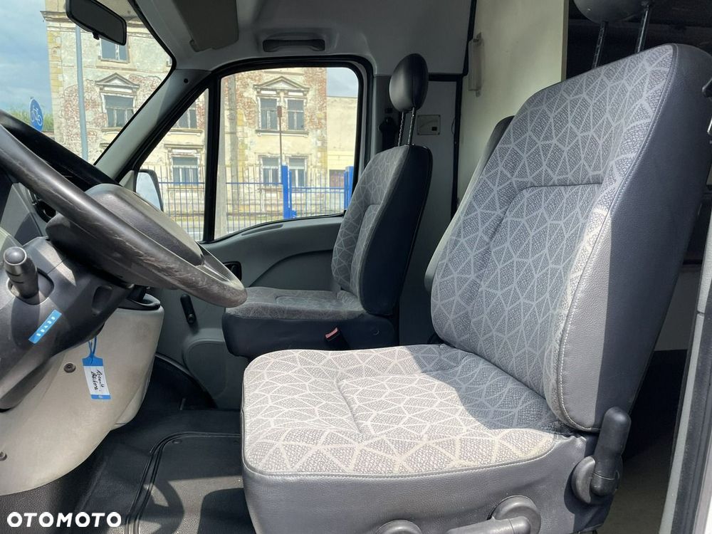 Renault Master - 18