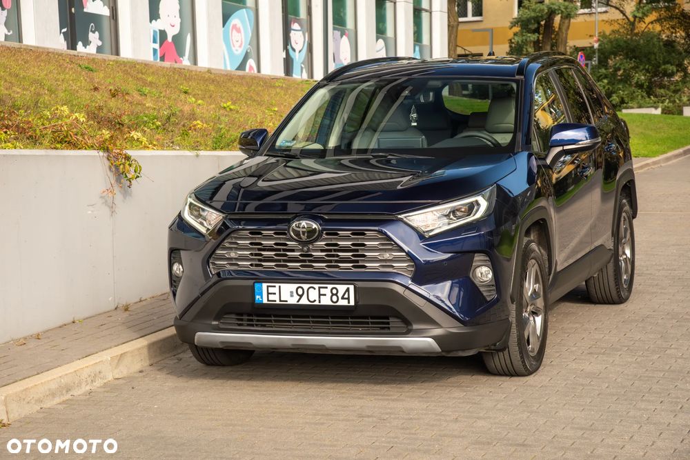 Toyota RAV4 - 3