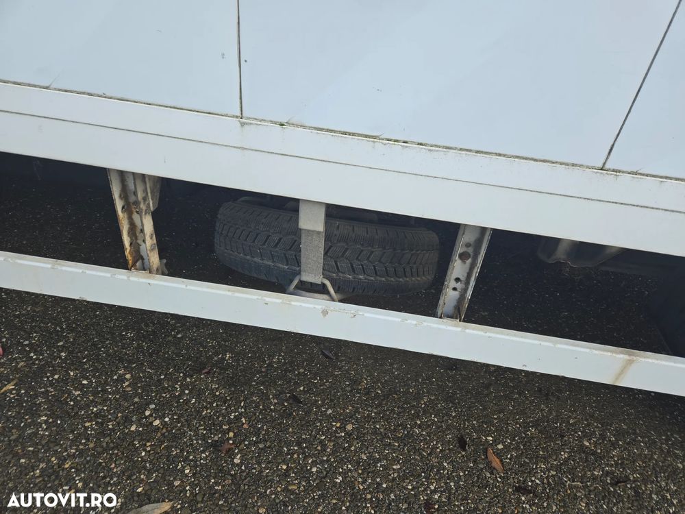 Mercedes-Benz Sprinter - 4