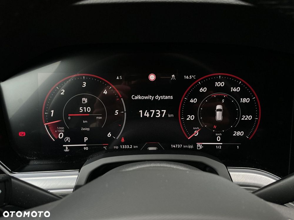 Volkswagen Touareg - 17
