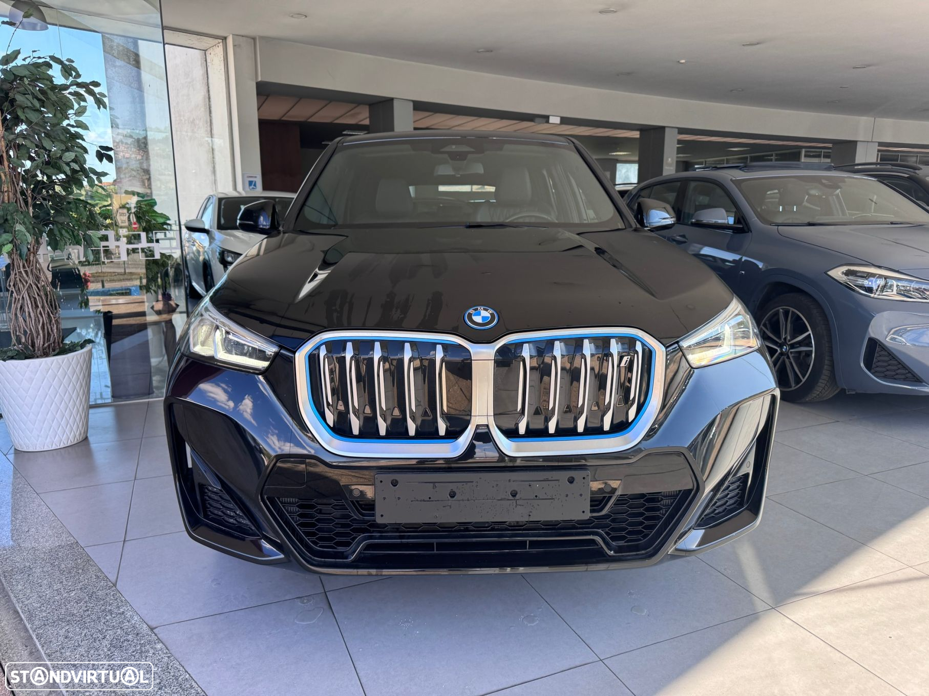 BMW iX1 xDrive30 Pack Desportivo M - 6