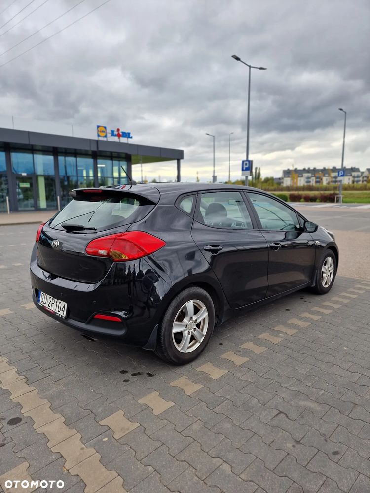 Kia Ceed 2013 photo 3