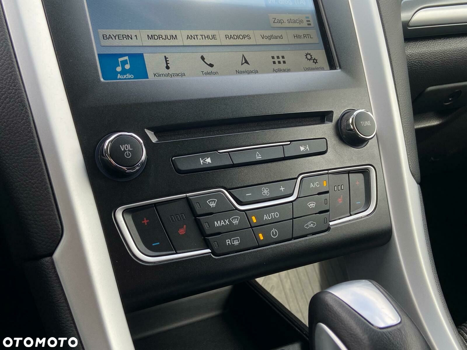 Ford Mondeo - 21