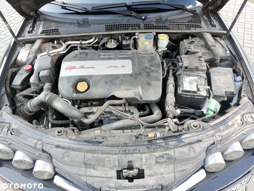 Alfa Romeo 159 1.9 JTDM 8V DPF - 11