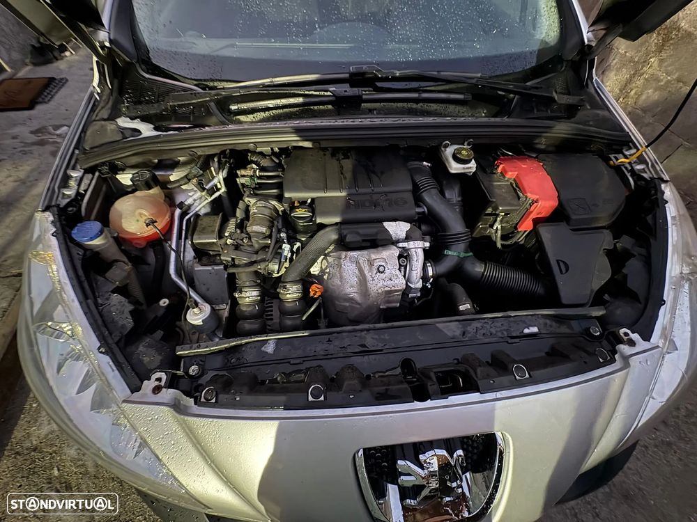 Peugeot 308 1.6 HDi Premium - 2