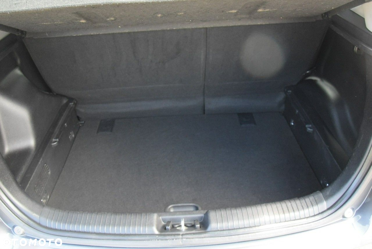Kia Venga 1.4 CVVT Attract - 15