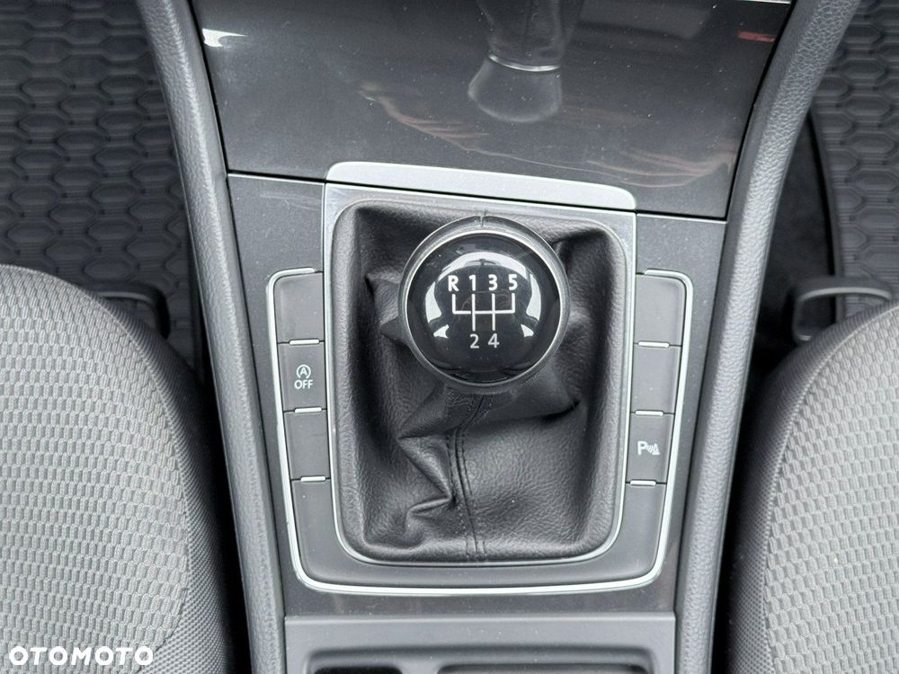Volkswagen Golf Variant - 26