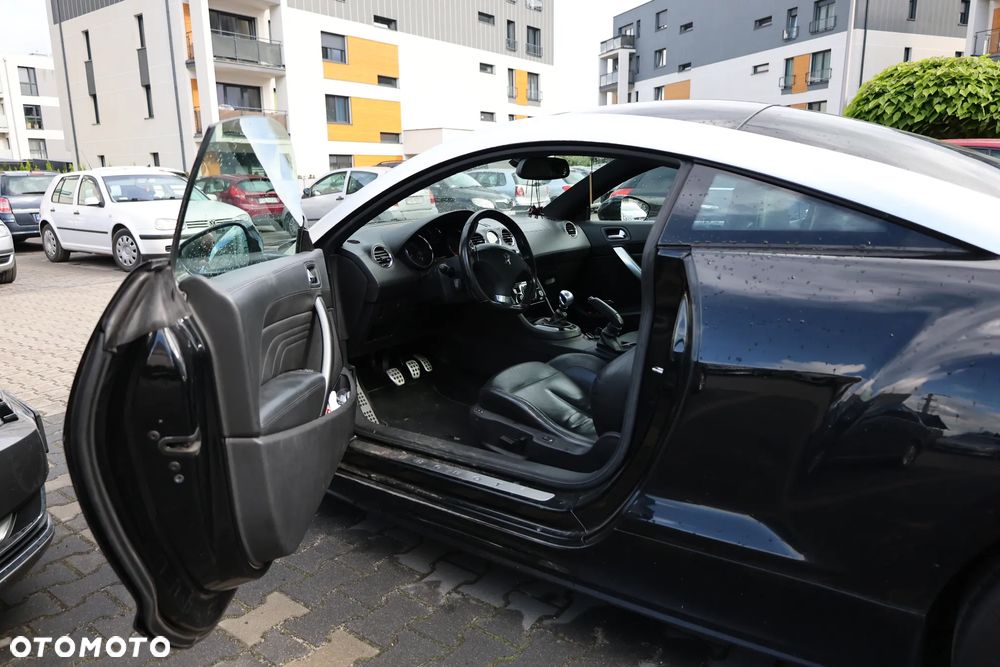 Peugeot RCZ 1.6 THP - 12