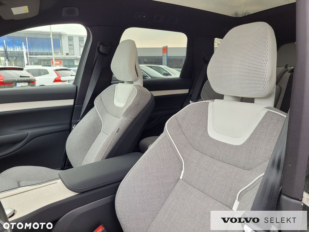 Volvo EX90 - 23