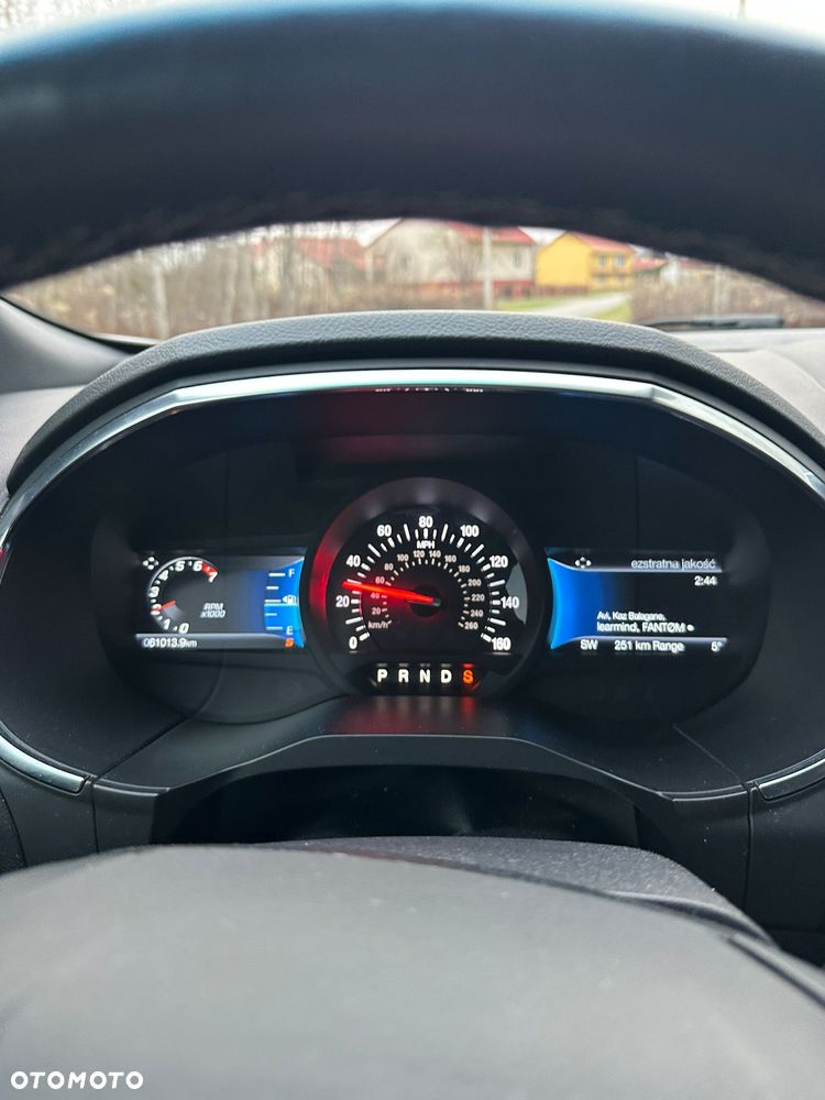 Ford Edge - 13