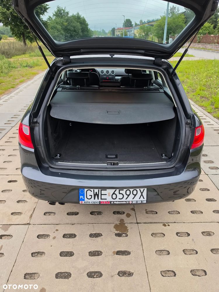 Seat Exeo 2.0 TDI DPF Style - 18
