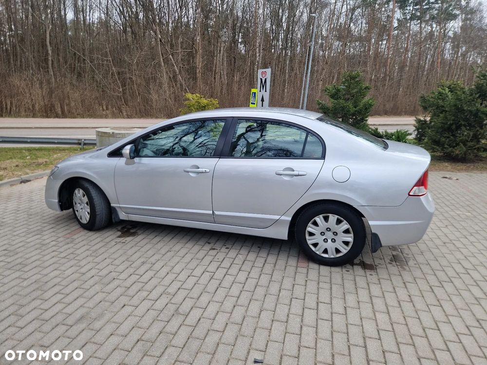 Honda Civic 1.8 Comfort - 2