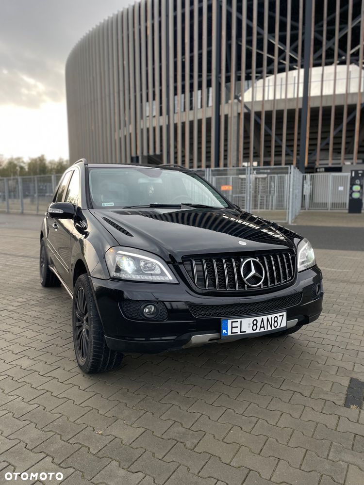 Mercedes-Benz ML - 10