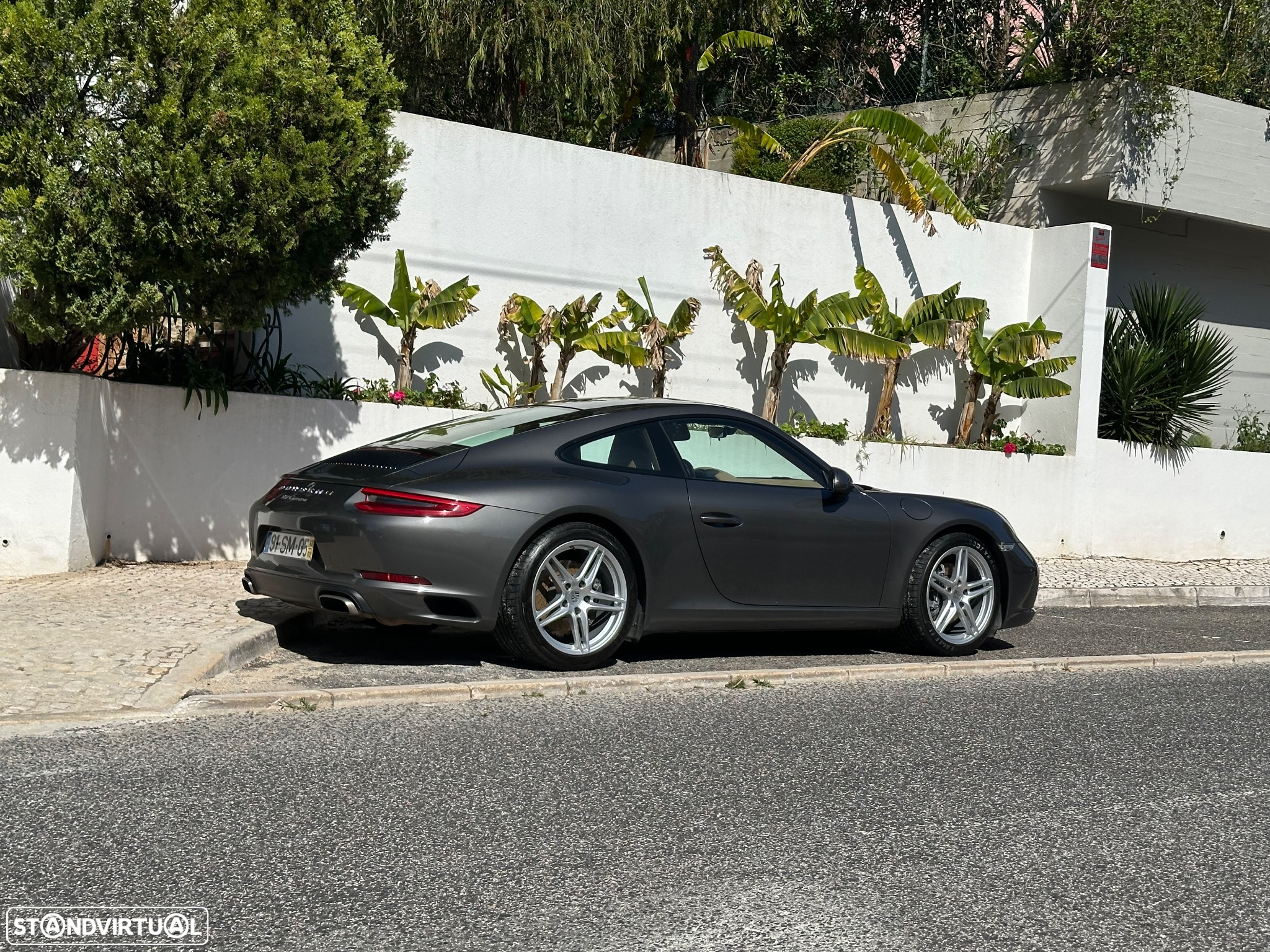 Porsche 911 Série F - 6