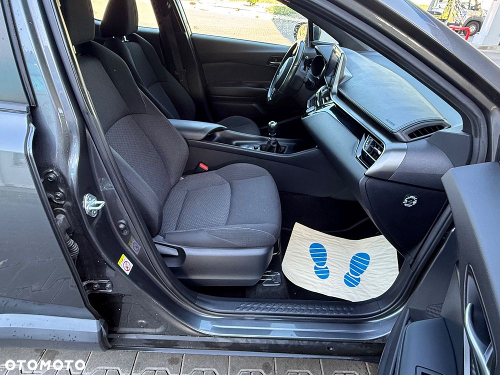 Toyota C-HR 1.2 T Prestige - 12