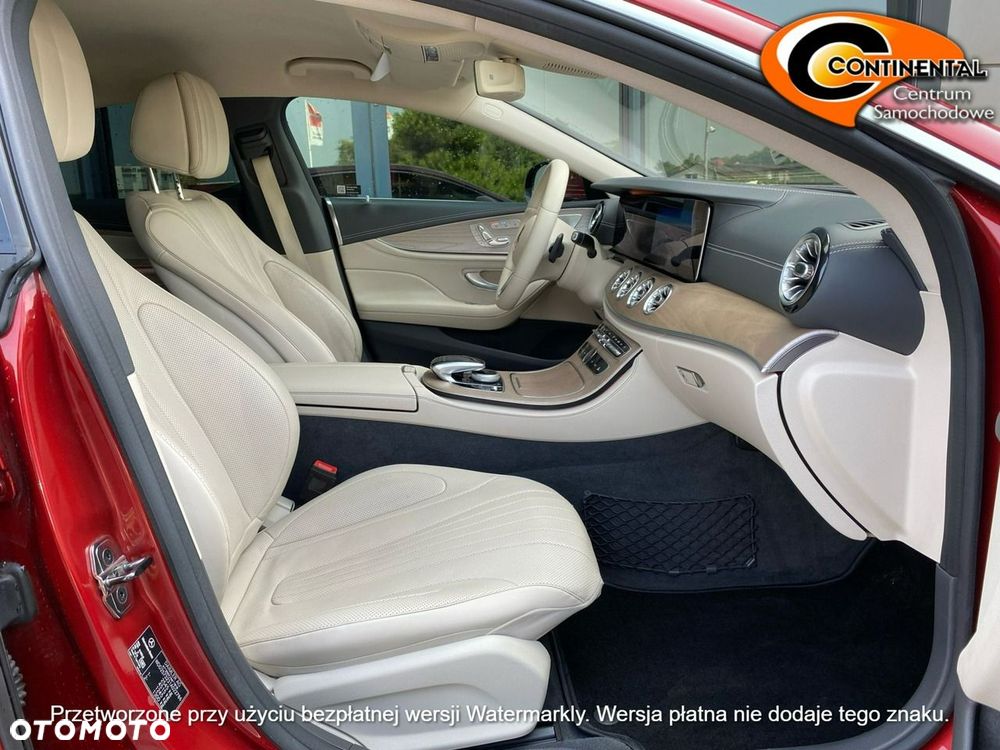 Mercedes-Benz CLS - 9