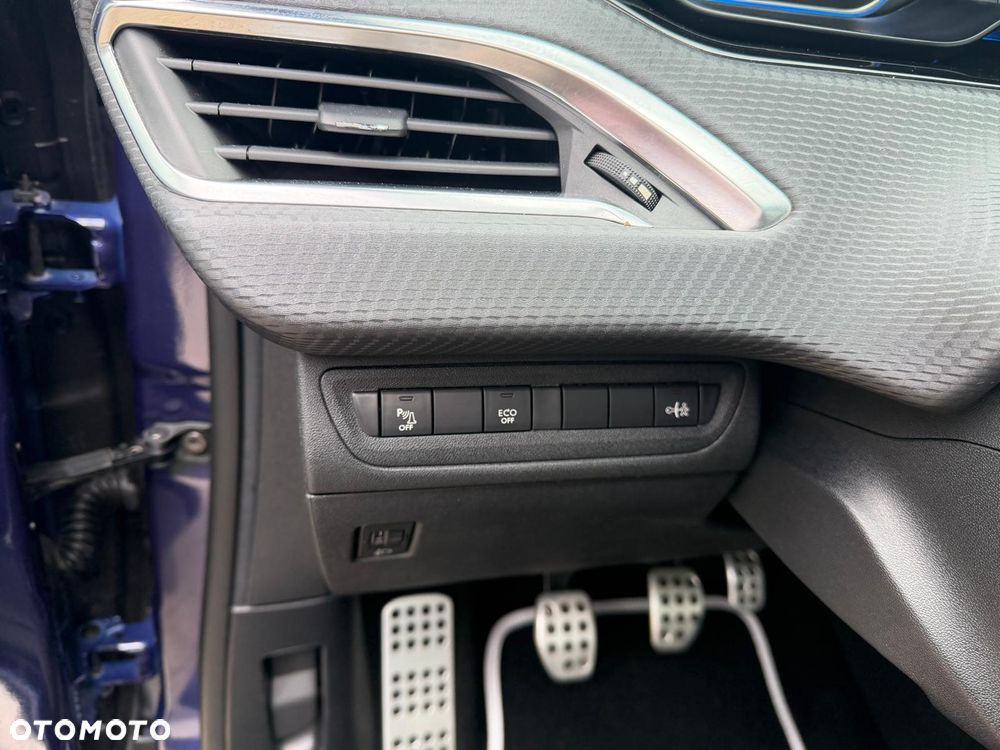 Peugeot 2008 e-HDi FAP 115 STOP & START Allure - 17