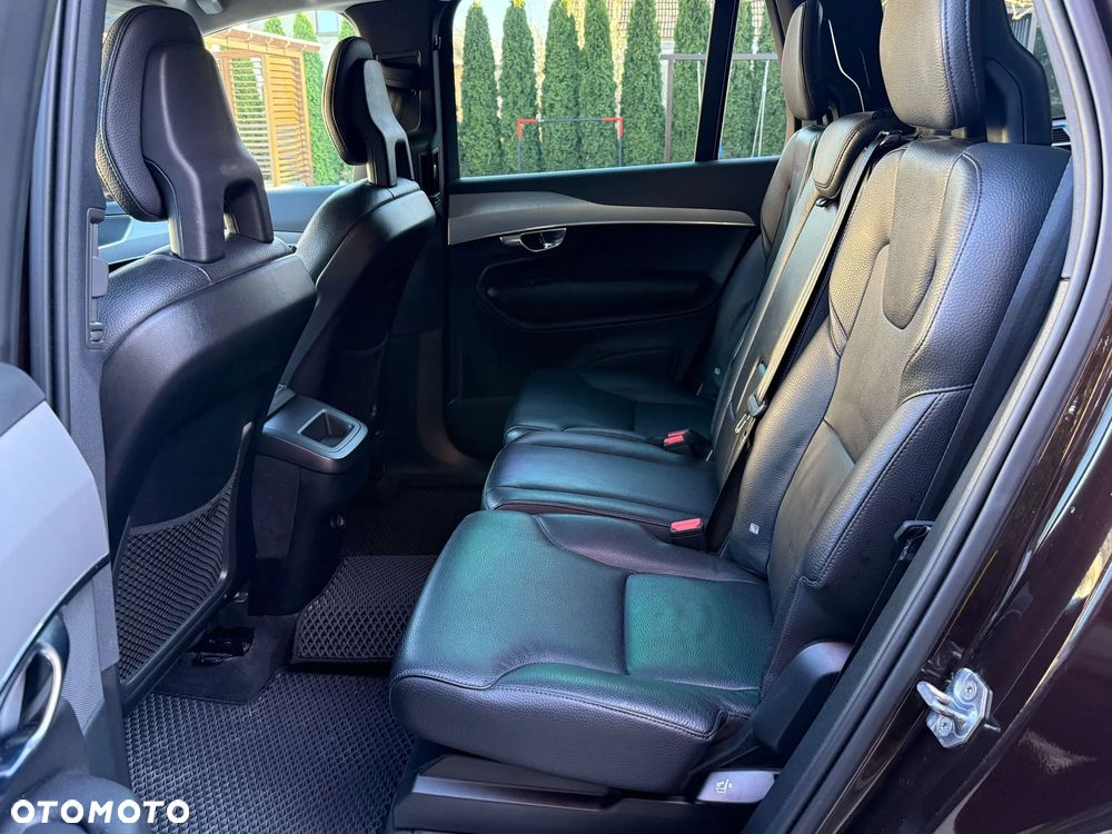 Volvo XC 90 B5 D AWD Momentum Pro - 21