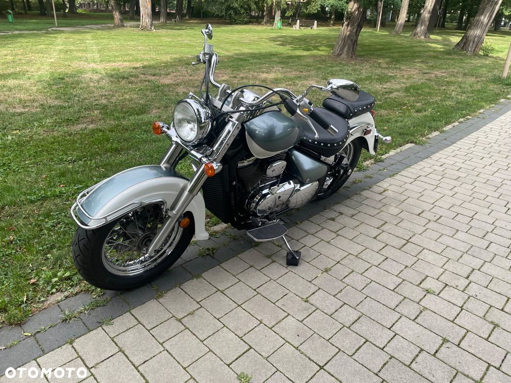 Suzuki Boulevard - 4