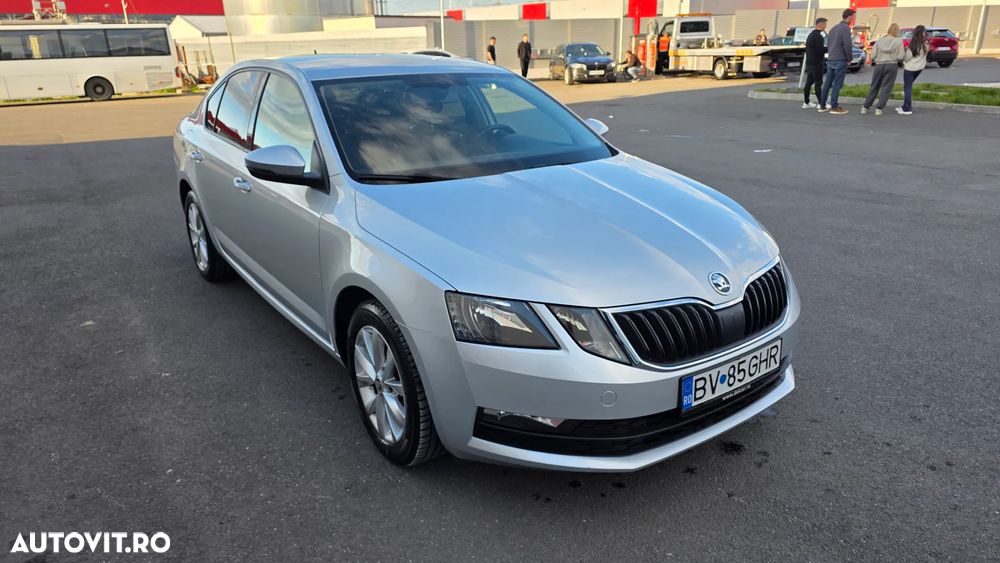 Skoda Octavia - 1
