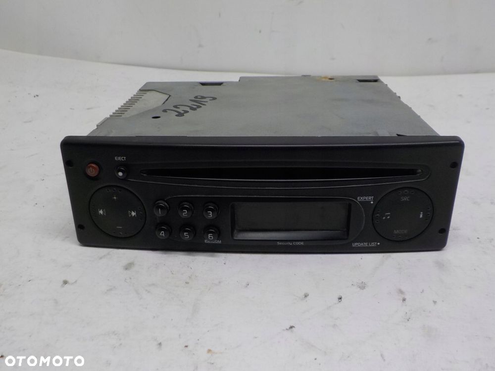 RENAULT TWINGO CLIO II KANGOO RADIO CD 8200633639 KOD - 1