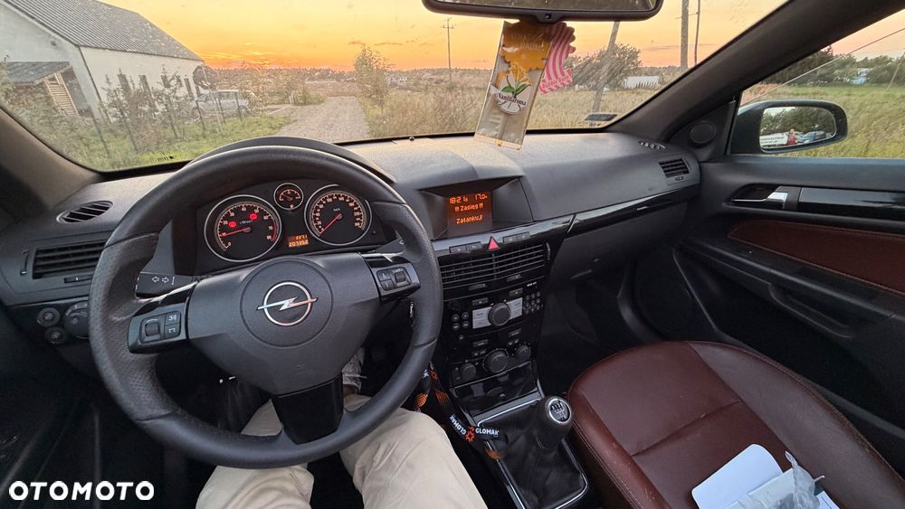 Opel Astra - 20