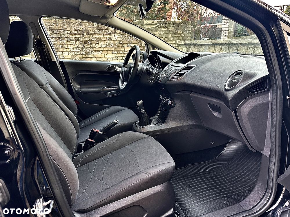 Ford Fiesta 1.0 EcoBoost Titanium - 11