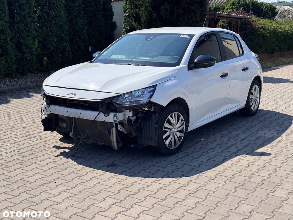 Peugeot 208 - 1