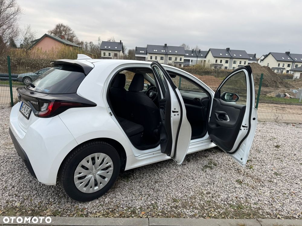 Toyota Yaris - 5