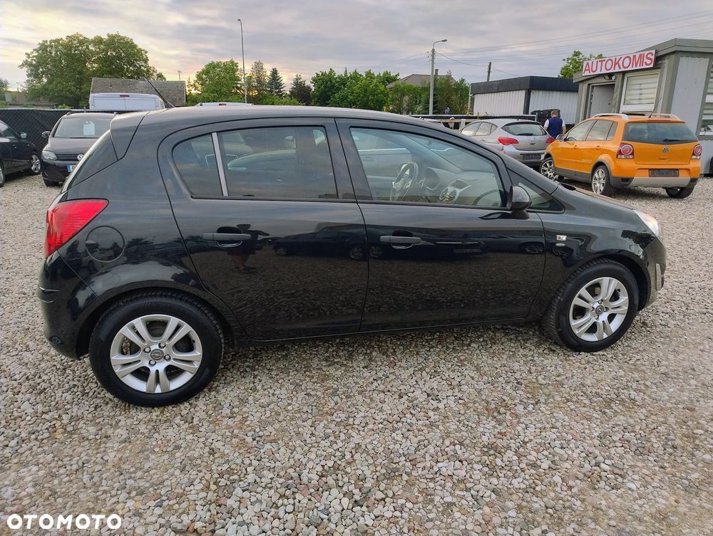 Opel Corsa 1.4 16V Enjoy - 8