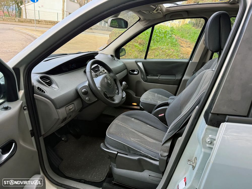 Renault Scénic 1.5 dCi Dynamique - 9