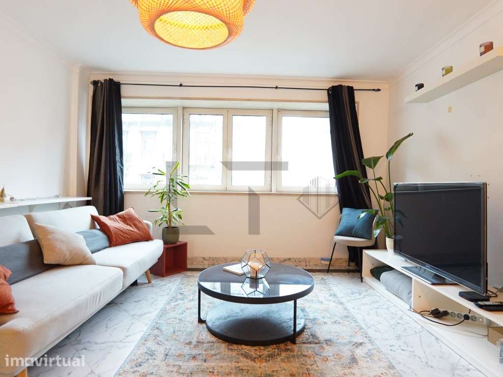 Apartamento T1 com Garagem para Arrendamento junto ao Saldanha, Lisboa - Grande imagem: 2/26