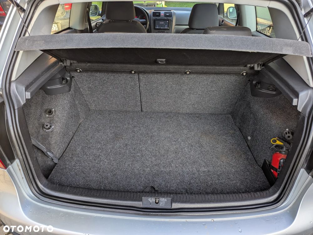 Volkswagen Golf 1.6 Trendline - 5