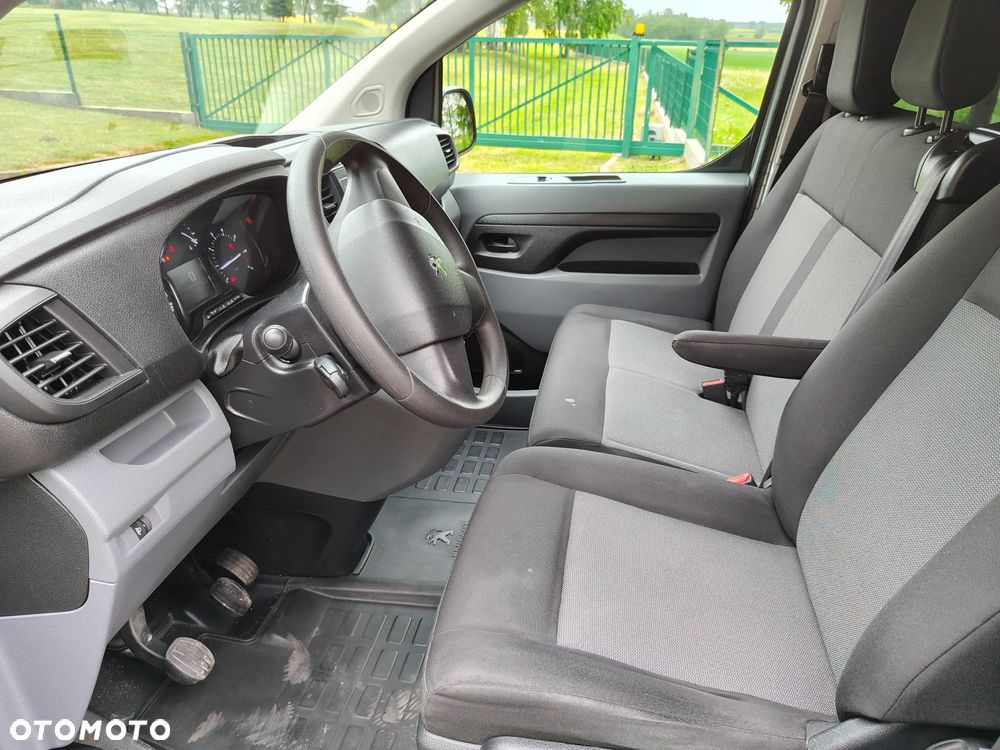 Peugeot Traveller 2.0 BlueHDi Compact Business - 15