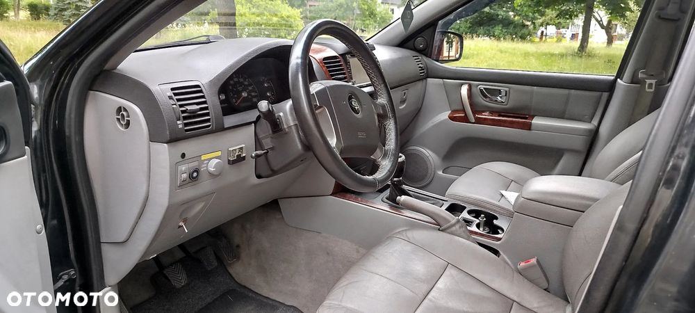 Kia Sorento 2.4 LX - 21