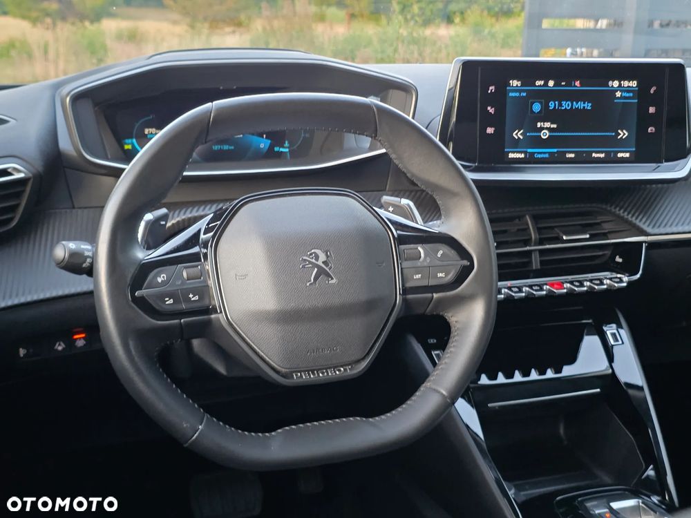 Peugeot 2008 1.2 PureTech Allure S&S EAT8 - 20
