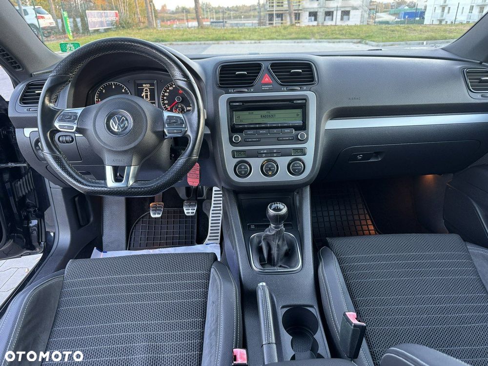 Volkswagen Scirocco 2.0 TDI Blue Motion Technologie - 22