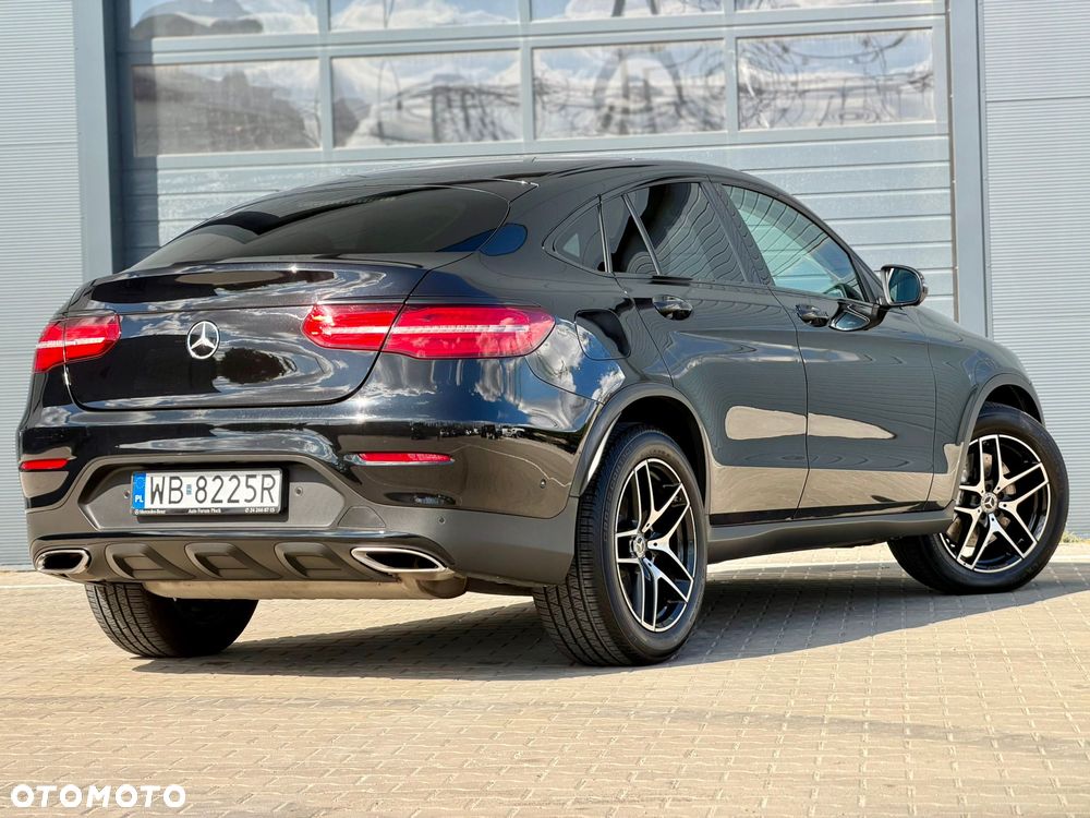 Mercedes-Benz GLC 300 4-Matic - 4
