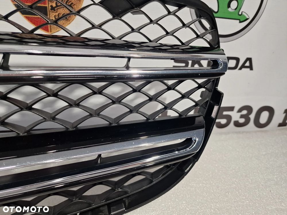 MERCEDES GLC W253 15- AMG ATRAPA / GRILL PRZEDNI PRZÓD , NA / POD KAMERĘ , NR A2538806801 , NR AUKCJI GL816 - 13