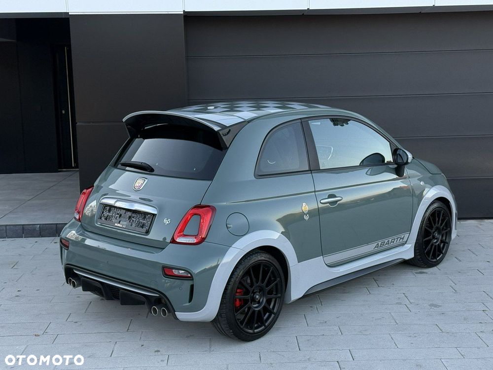 Abarth 695 1.4 T-Jet 16v - 24