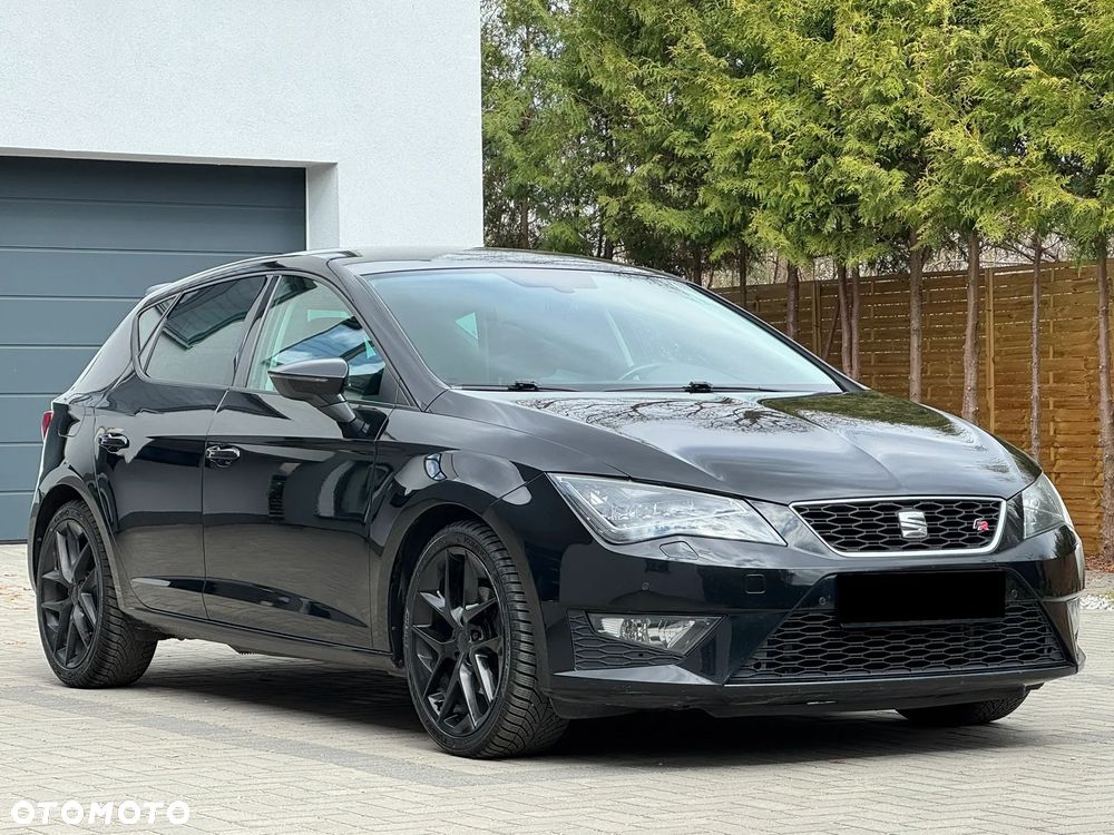 Seat Leon 2.0 TDI FR Black S&S DSG - 4