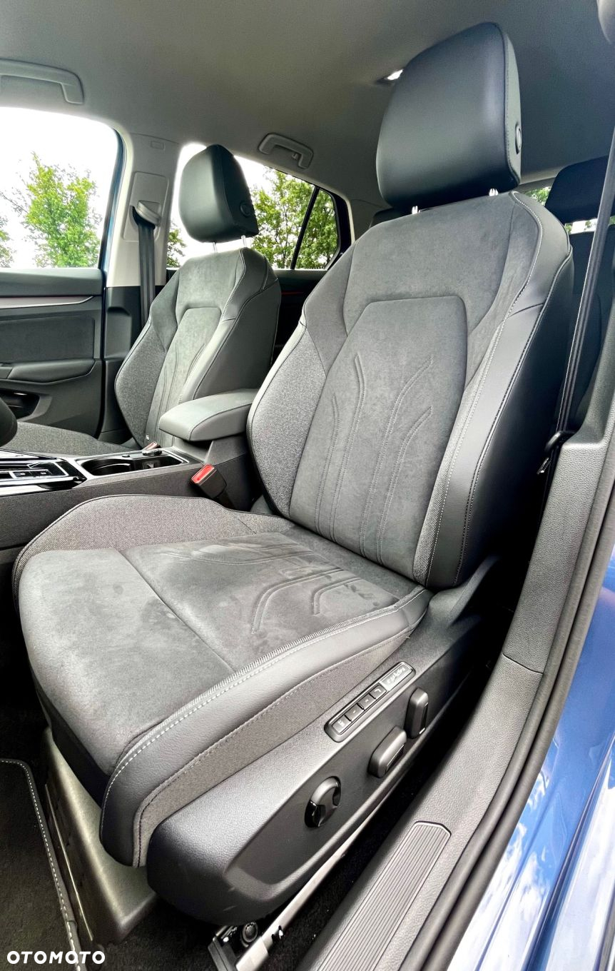 Volkswagen Golf - 12