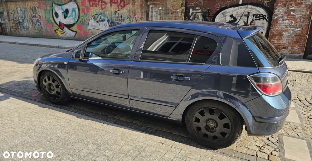Opel Astra 1.7 CDTI DPF - 14