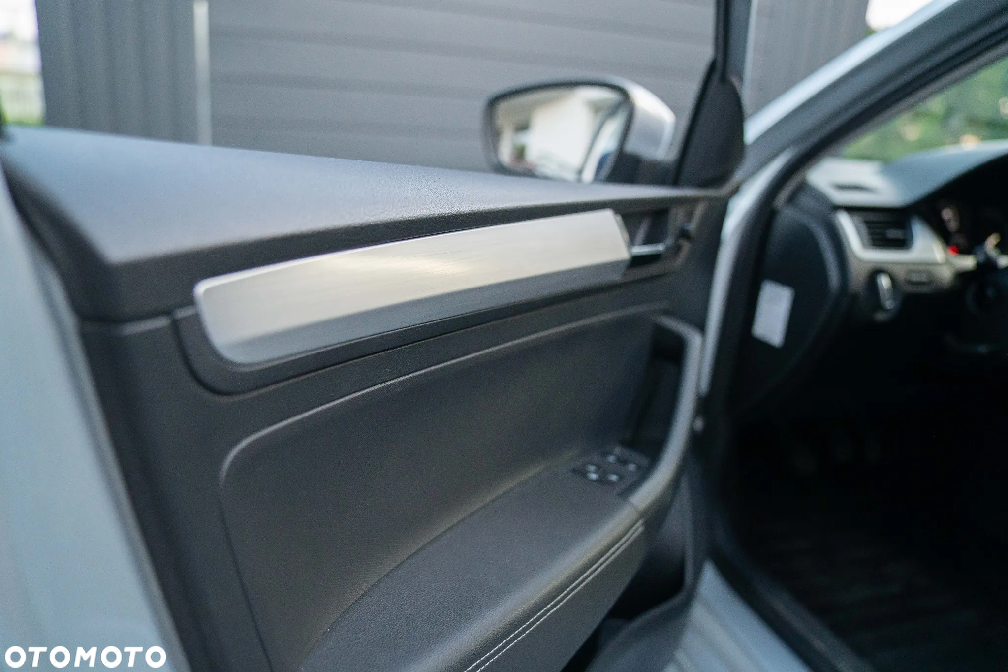 Skoda RAPID Spb 1.0 TSI Ambition - 16