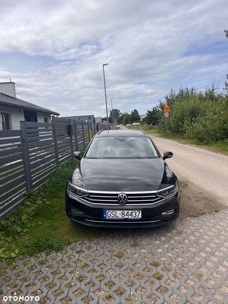 Volkswagen Passat 2.0 TDI EVO Business DSG - 2
