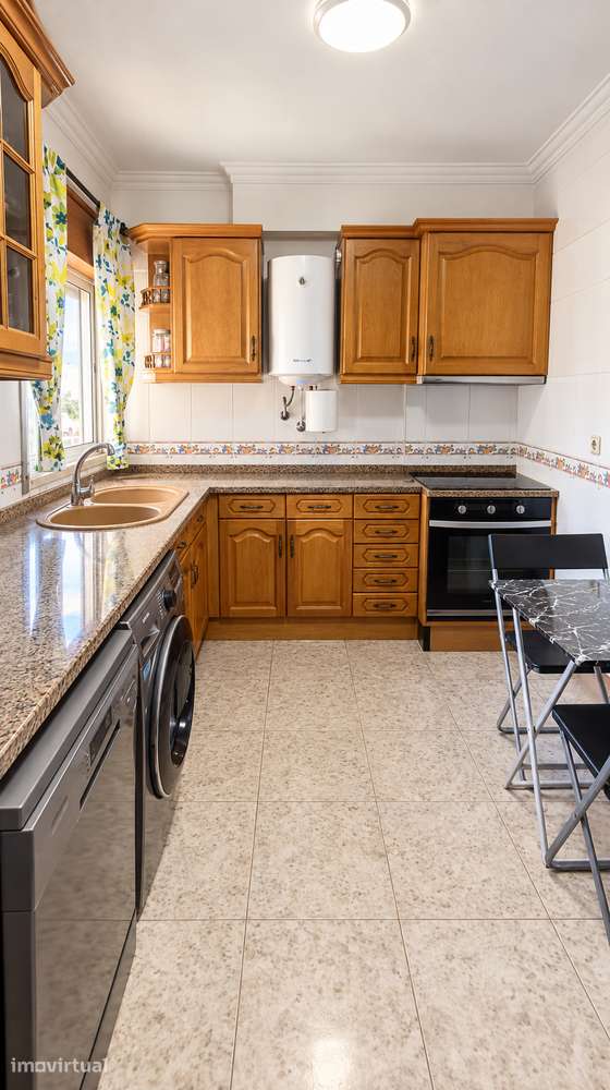 Apartamento T2 em Quinta do Conde - Grande imagem: 2/6