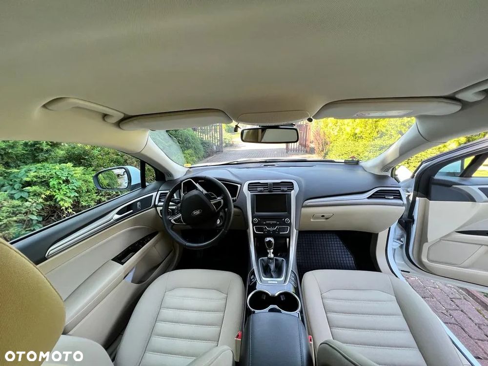 Ford Mondeo 2.0 TDCi Trend - 14