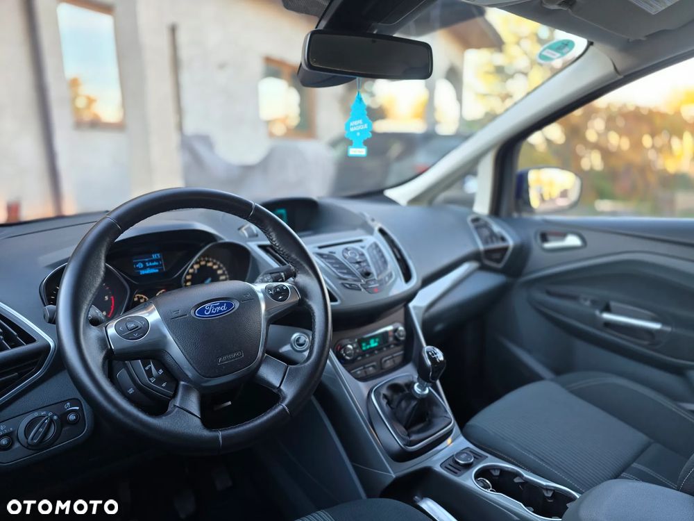 Ford C-MAX - 22