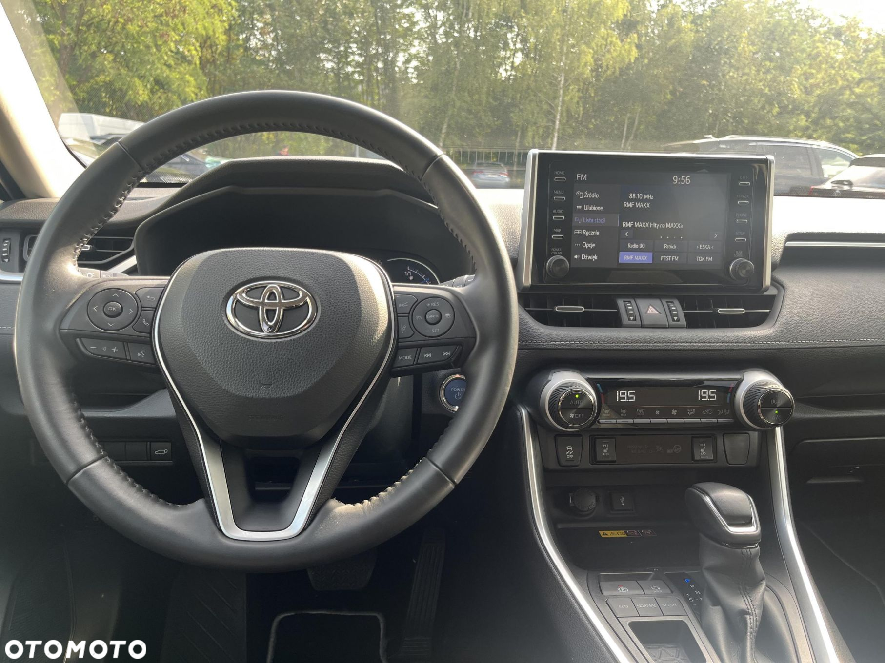 Toyota RAV4 2.5 Hybrid Comfort 4x2 - 18